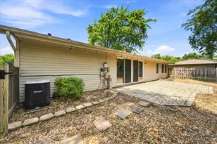 817 Stamford Ct, Schaumburg, IL 60193 - Photo 22
