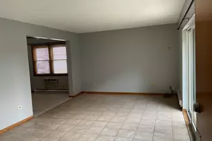 6436 W 64th Pl, Chicago, IL 60638 - Photo 6