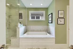 2229 W Farragut Ave, Chicago, IL 60625 - Photo 22