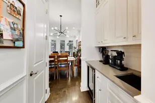 2229 W Farragut Ave, Chicago, IL 60625 - Photo 14