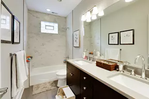 2229 W Farragut Ave, Chicago, IL 60625 - Photo 26