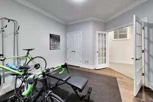 2229 W Farragut Ave, Chicago, IL 60625 - Photo 30