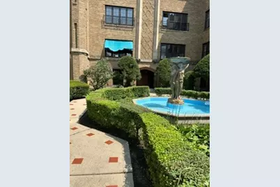 2432 W Greenleaf Avenue #2, Chicago, IL 60645 - Photo 20