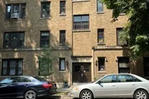 2432 W Greenleaf Ave, Chicago, IL 60645 - Photo 26