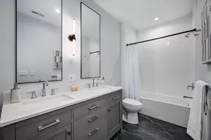 3037 N Lincoln Ave, Chicago, IL 60657 - Photo 22