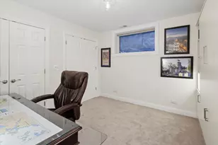 3216 N Ravenswood Ave, Chicago, IL 60657 - Photo 26