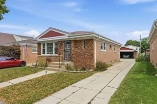 5023 N Natoma Ave, Chicago, IL 60656 - Photo 2