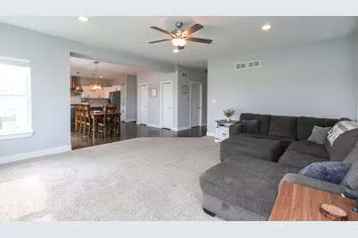 1695 Condor Drive, Manteno, IL 60950 - Photo 18