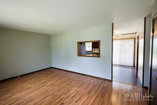 1871 S Oaklawn Dr, Saint Anne, IL 60964 - Photo 12