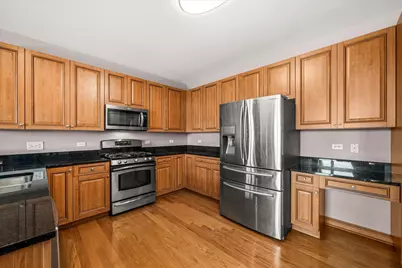 160 S River Street #305, Aurora, IL 60506 - Photo 6