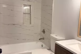 6846 Sussex Rd, Tinley Park, IL 60477 - Photo 12