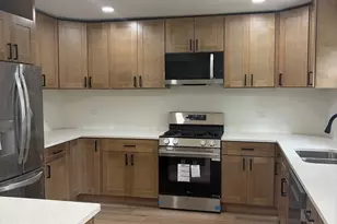 6846 Sussex Rd, Tinley Park, IL 60477 - Photo 2