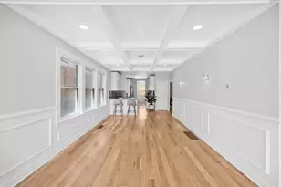 8526 S Euclid Ave, Chicago, IL 60617 - Photo 6