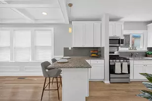 8526 S Euclid Ave, Chicago, IL 60617 - Photo 8