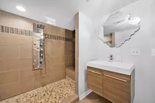 8526 S Euclid Ave, Chicago, IL 60617 - Photo 20
