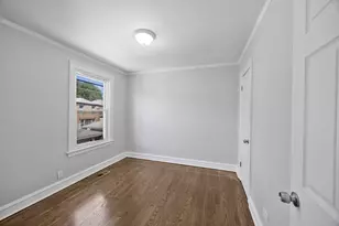 8526 S Euclid Ave, Chicago, IL 60617 - Photo 30