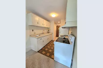 5600 Hillcrest Lane #2J, Lisle, IL 60532 - Photo 8