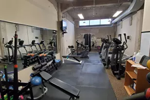 210 S Desplaines St, Chicago, IL 60661 - Photo 10