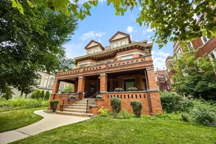 711 Washington Blvd, Oak Park, IL 60302 - Photo 1