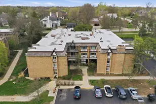 300 Claymoor Rd, Hinsdale, IL 60521 - Photo 28