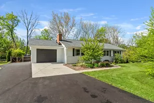 639 Meyer Ct, Aurora, IL 60506 - Photo 2