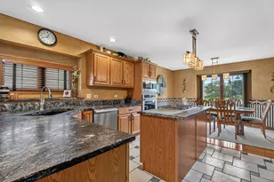 15164 Olympic Ln, Lockport, IL 60441 - Photo 8