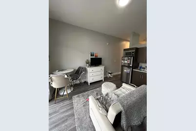 3220 N Lincoln Avenue #304, Chicago, IL 60657 - Photo 6