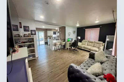 18269 Burnham Avenue, Lansing, IL 60438 - Photo 2