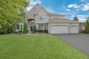 18618 W Lazy Acre Rd, Lake Villa, IL 60046 - Photo 2