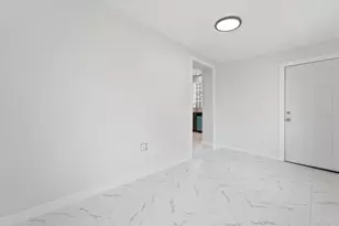 8942 S Aberdeen St, Chicago, IL 60620 - Photo 36