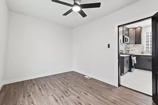 8942 S Aberdeen St, Chicago, IL 60620 - Photo 20