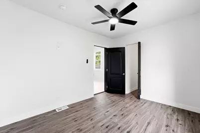 8942 S Aberdeen Street, Chicago, IL 60620 - Photo 26