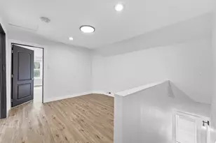 8942 S Aberdeen St, Chicago, IL 60620 - Photo 8