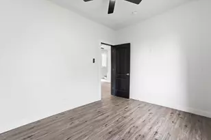 8942 S Aberdeen St, Chicago, IL 60620 - Photo 18