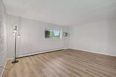108 E Bailey Road #B, Naperville, IL 60565 - Photo 4