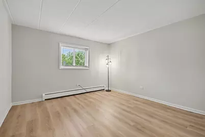 108 E Bailey Road #B, Naperville, IL 60565 - Photo 8