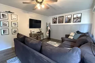 506 N Indiana Ave, Salem, IL 62881 - Photo 2