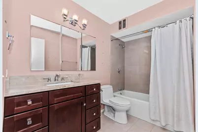 2500 N Lakeview Avenue #2105, Chicago, IL 60614 - Photo 16