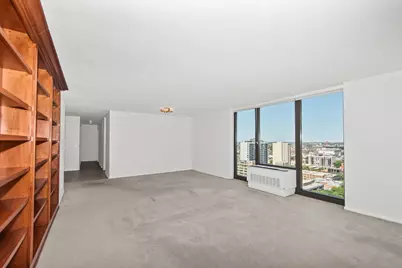 2500 N Lakeview Avenue #2105, Chicago, IL 60614 - Photo 8