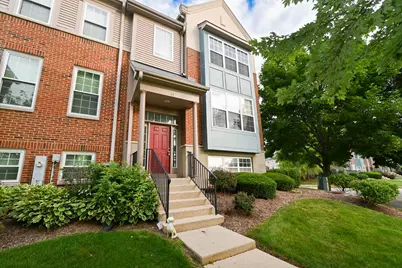 35 Thomas Court, Grayslake, IL 60030 - Photo 1