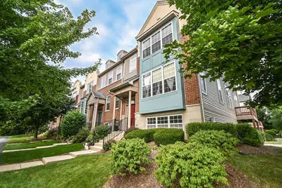 35 Thomas Court, Grayslake, IL 60030 - Photo 2