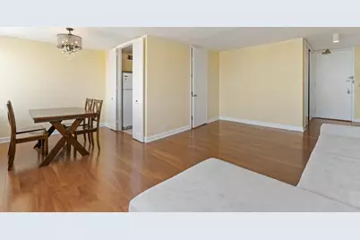 1700 E 56th Street #2205, Chicago, IL 60637 - Photo 6