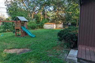 20793 N Florence Ave, Prairie View, IL 60069 - Photo 12