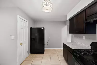 2919 Ezekiel Avenue, Zion, IL 60099 - Photo 10