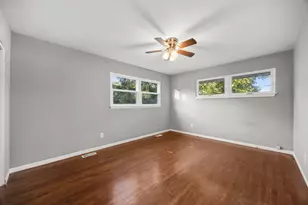 2919 Ezekiel Ave, Zion, IL 60099 - Photo 12