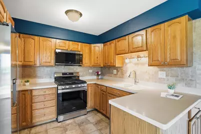 600 Bridgeport Place #36B, Wheeling, IL 60090 - Photo 4