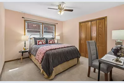 7265 W Summerdale Avenue, Chicago, IL 60656 - Photo 8