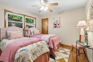 7265 W Summerdale Ave, Chicago, IL 60656 - Photo 10