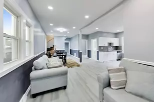 9549 S Calumet Ave, Chicago, IL 60628 - Photo 4
