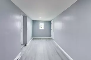 9549 S Calumet Ave, Chicago, IL 60628 - Photo 12